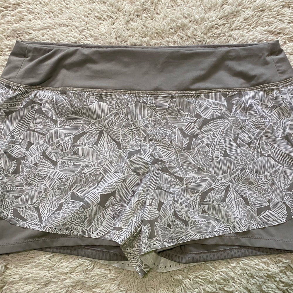 Athleta skorts size xlarge